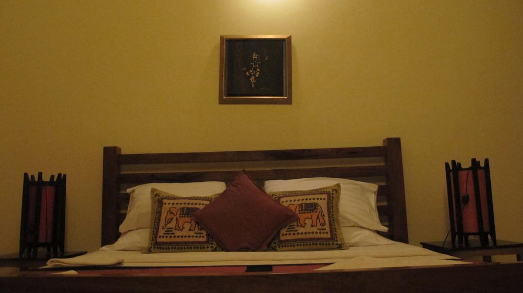 Mea Culpa Kampot Hotel Exterior photo