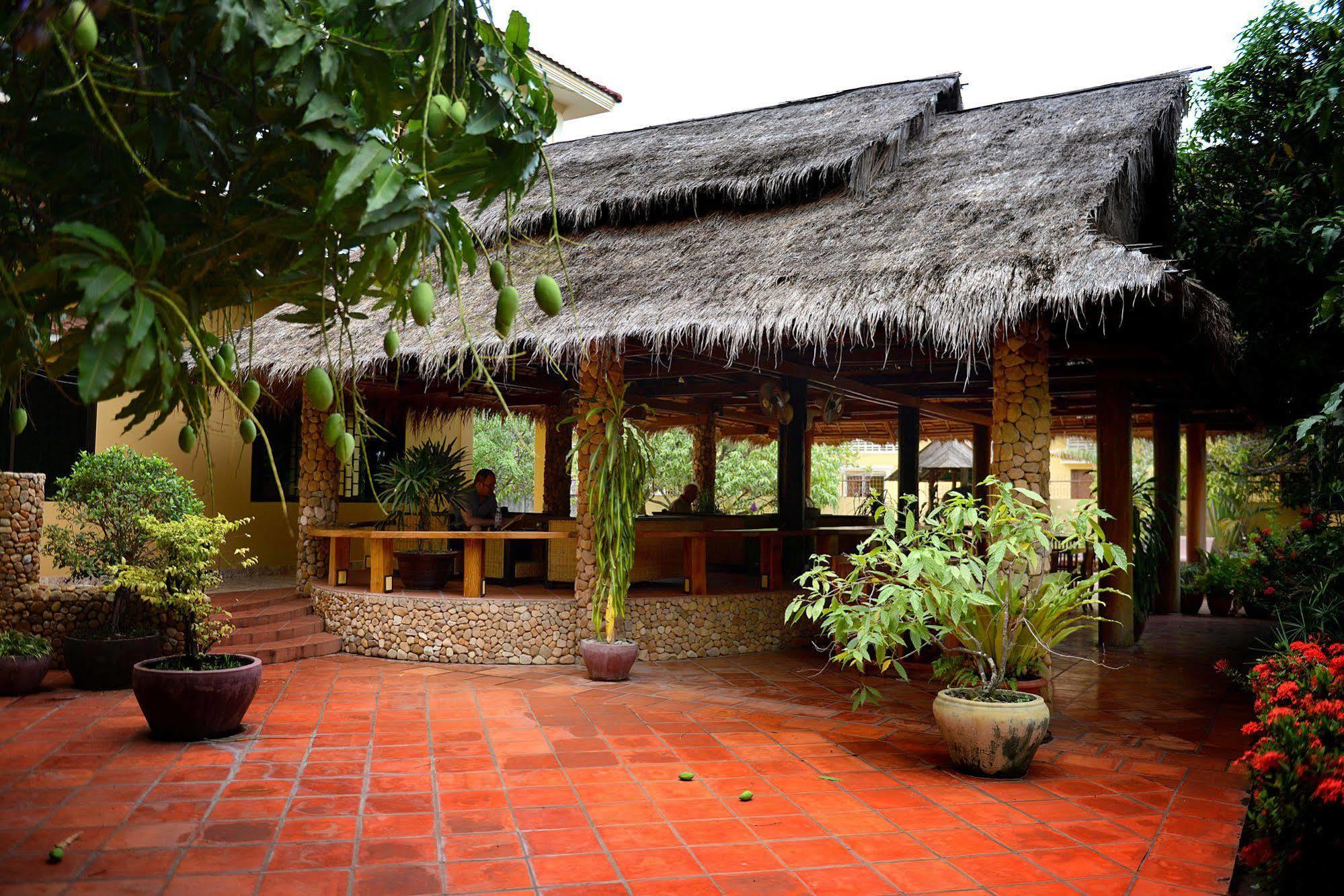 Mea Culpa Kampot Hotel Exterior photo