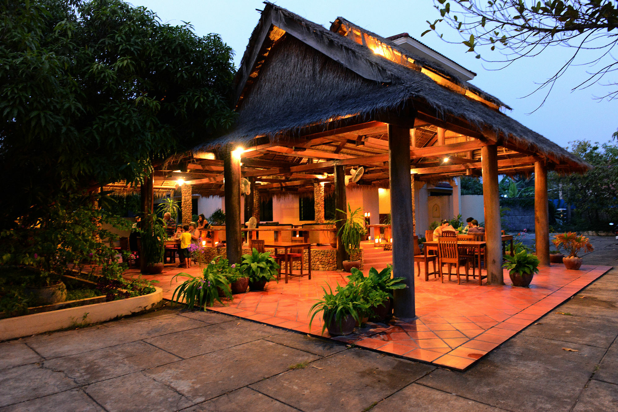 Mea Culpa Kampot Hotel Exterior photo